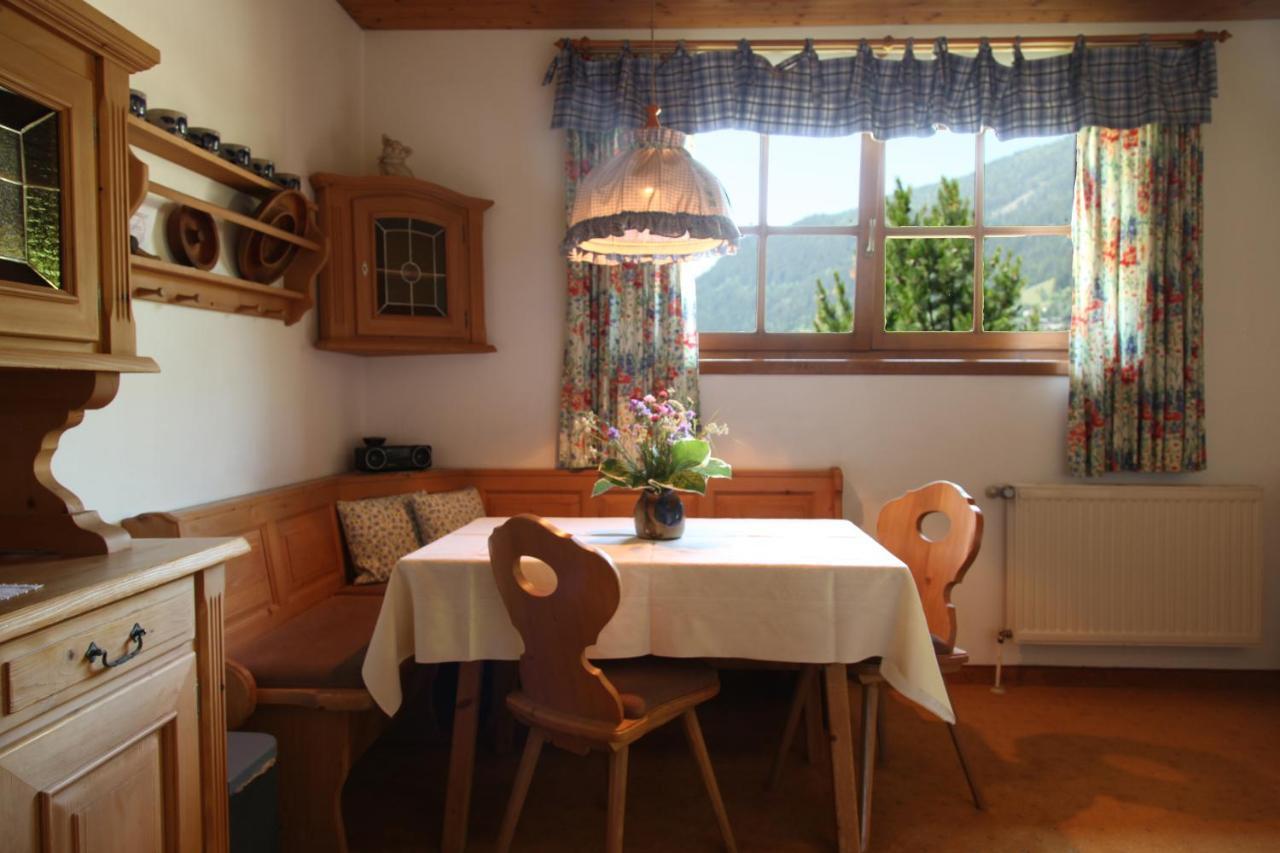 Apartamento Unterwirt Bad Kleinkirchheim Habitación foto